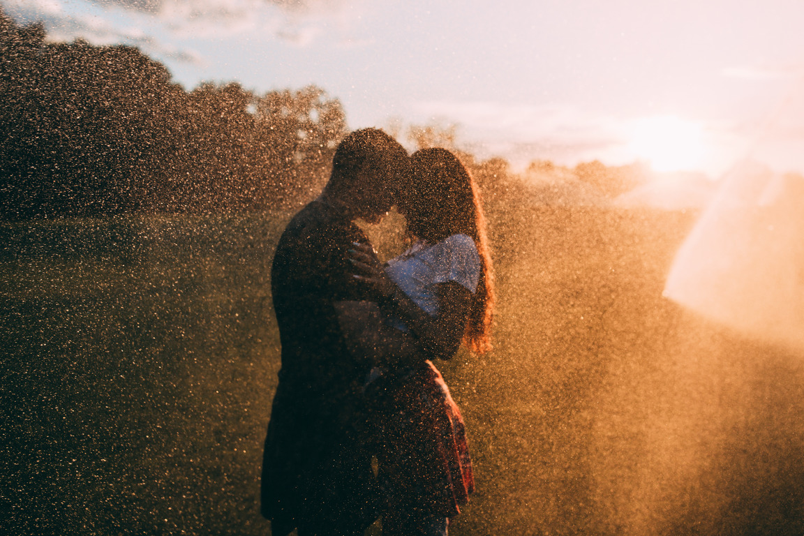 With romantic AI roleplay, users experience diffrent types of romances.
